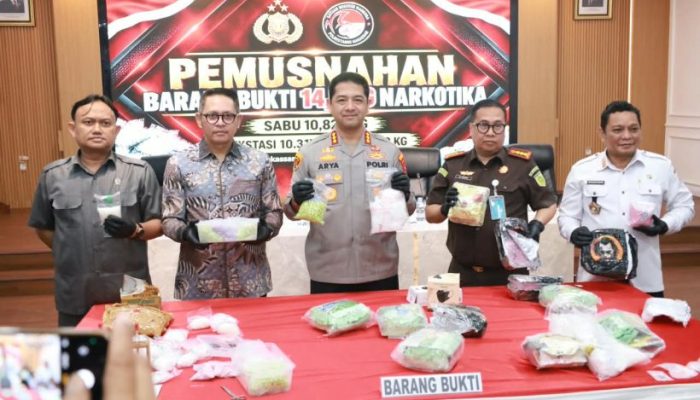 Polrestabes Makassar Musnahkan Barang Bukti Narkotika 10,8 Kg Sabu dan 10.317,5 Butir Ekstasi