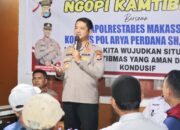Kapolrestabes Makassar Ajak Warga Mariso Perkuat Pengawasan Anak Lewat Ngopi Kamtibmas