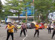Kapolsek Ujung Pandang Pimpin Olahraga Bersama Personel