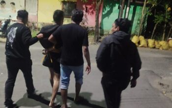Resmob Polsek Rappocini bersama Resmob Polda Sulsel Ungkap Kasus Curas, Pria Bersenjata Badik Ditangkap